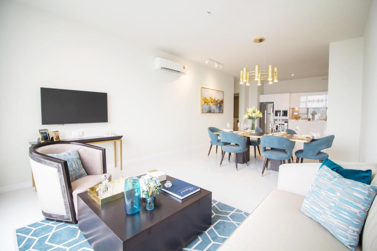 Pavillion Embassy Service Apartment By Autumn Suites Premium Stay Kuala Lumpur Bagian luar foto