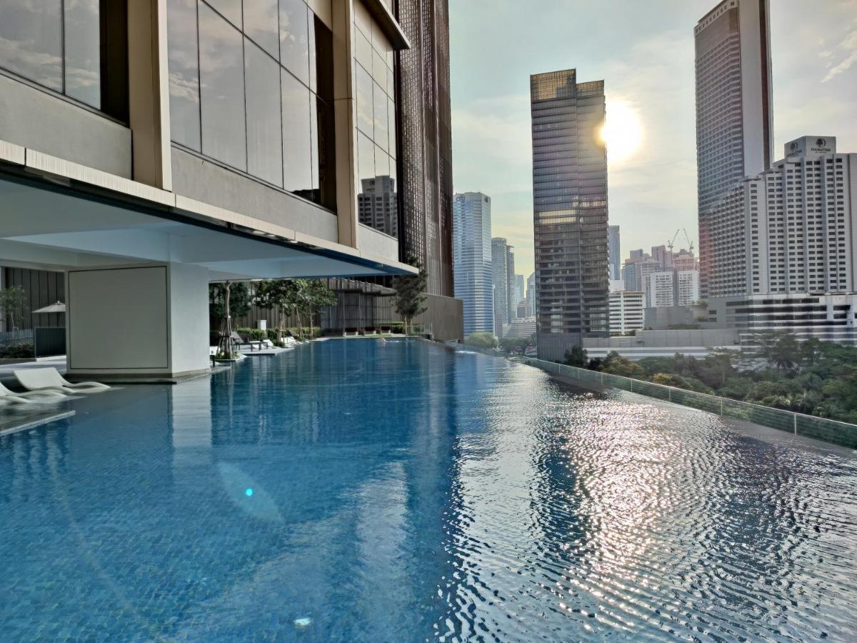 Pavillion Embassy Service Apartment By Autumn Suites Premium Stay Kuala Lumpur Bagian luar foto