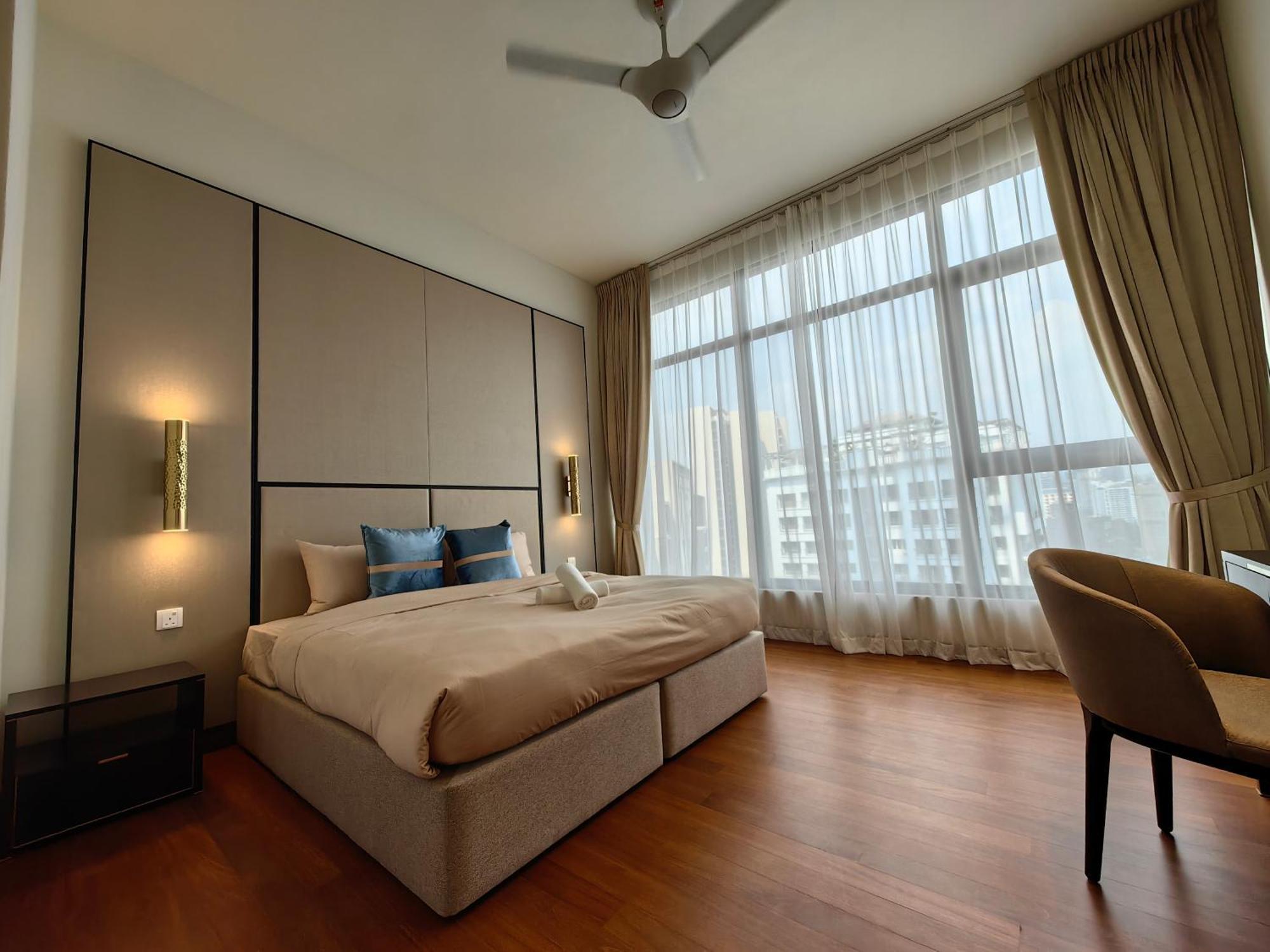 Pavillion Embassy Service Apartment By Autumn Suites Premium Stay Kuala Lumpur Bagian luar foto