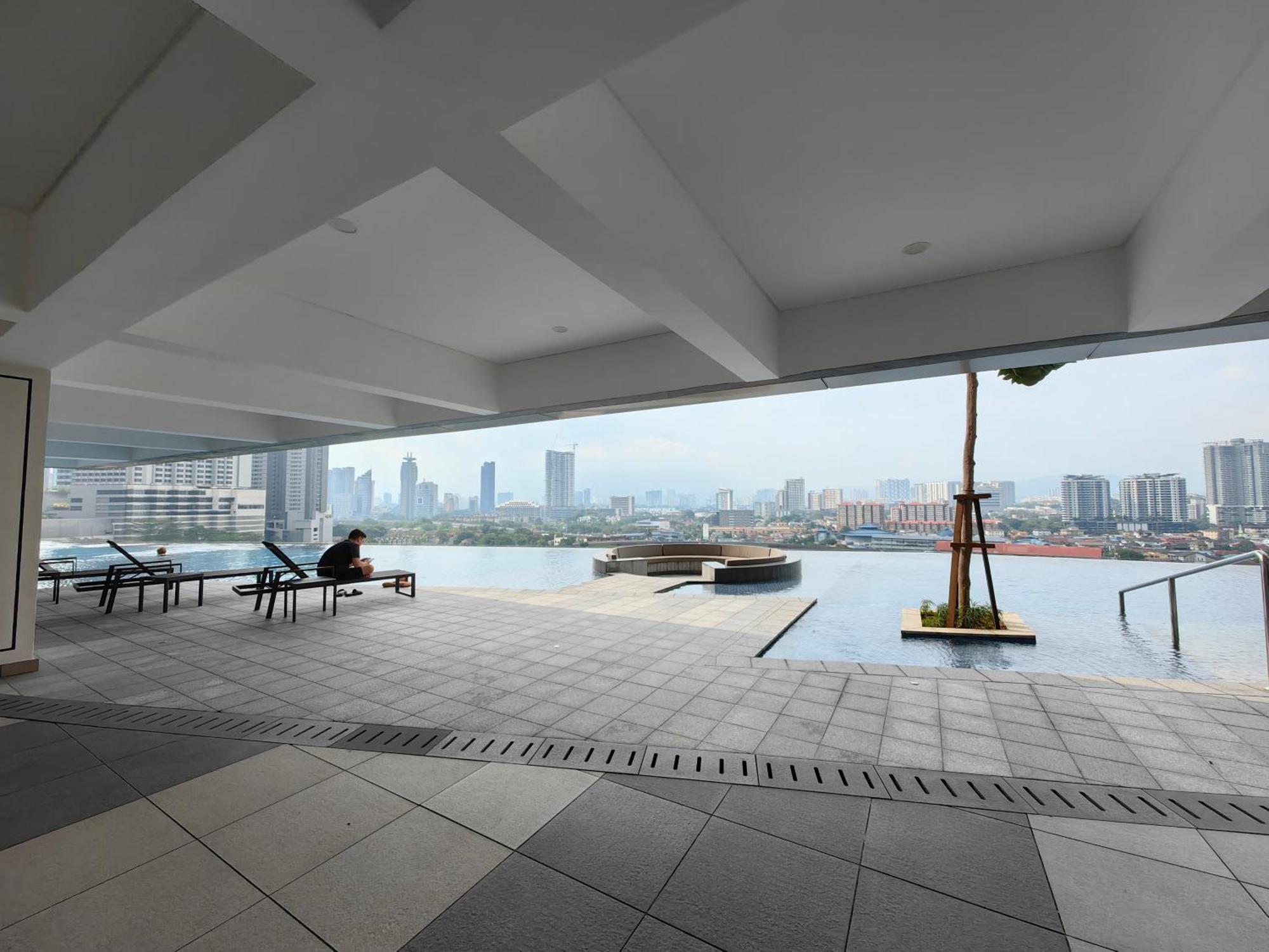 Pavillion Embassy Service Apartment By Autumn Suites Premium Stay Kuala Lumpur Bagian luar foto